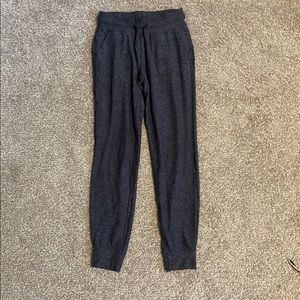 Lululemon ready to rulu joggers